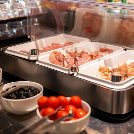 Hotel Brit Hotel, & Restaurant - Colmar Est