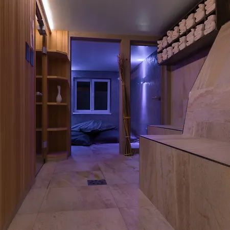 Brit Hotel, & Restaurant - Colmar Est فندق 3*