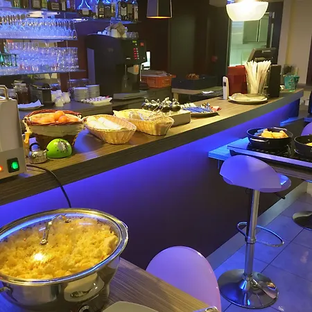 Brit Hotel, & Restaurant - Colmar Est بيشويرْ