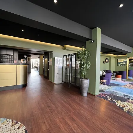 Brit Hotel, & Restaurant - Colmar Est 3* Bischwihr