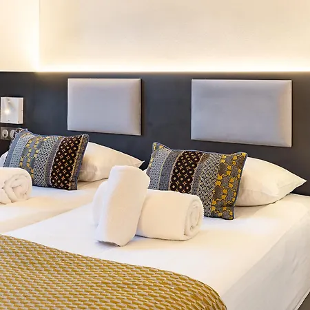 Brit Hotel, & Restaurant - Colmar Est 호텔 Bischwihr