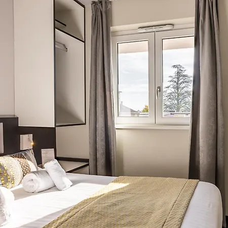 Brit Hotel, & Restaurant - Colmar Est 3*