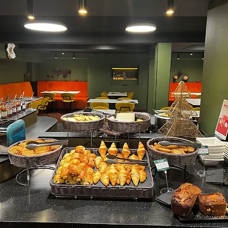 Brit Hotel, & Restaurant - Colmar Est فندق