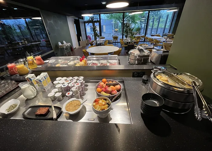 Brit Hotel, & Restaurant - Colmar Est 3*