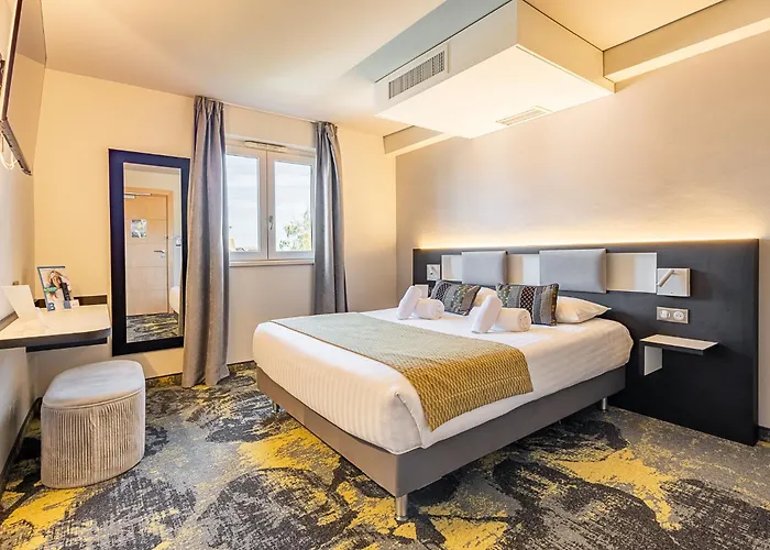 Brit Hotel, & Restaurant - Colmar Est 3* Bischwihr